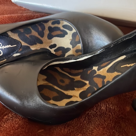 🧡 3 for $20 Jessica Simpson heels - Picture 5 of 6